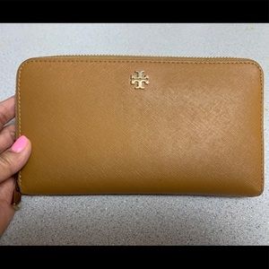 Tory Burch Wallet